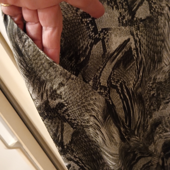 Attitudes By Renee Black and Gray Sleeveless Midi Sundress NWOT! Gorgeous! HP!! - Picture 5 of 7